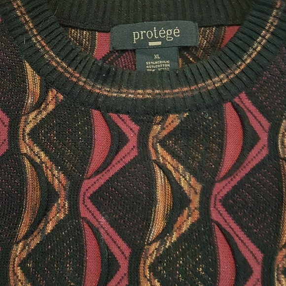 Vintage Protégé Sweater - Picture 2 of 2
